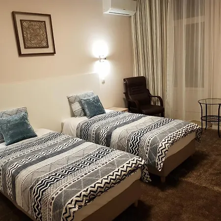 招待所 Haobo Center 2*